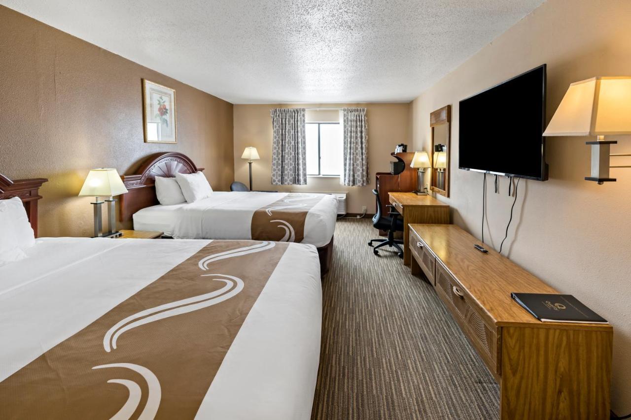 Quality Inn - Storm Lake Экстерьер фото